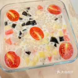 郑州锦艺城茅庐餐厅椰香水果捞探店测评 口味、评价与实拍分享