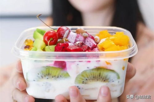 清凉一夏 自制美味水果捞的简易做法